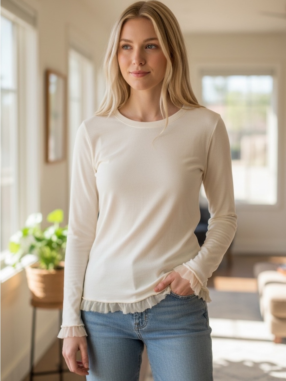 Vintage Juicy Couture Cream Long-Sleeve Ruffle Hem Top - Women